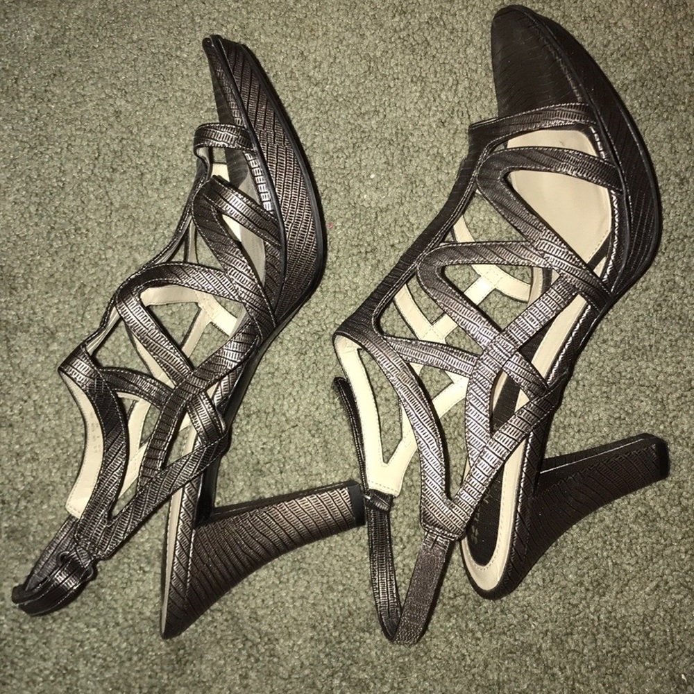 Naturalizer silver gray high heel sandals.